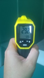 Máy đo nhiệt độ bằng hồng ngoại TROTEC BP21